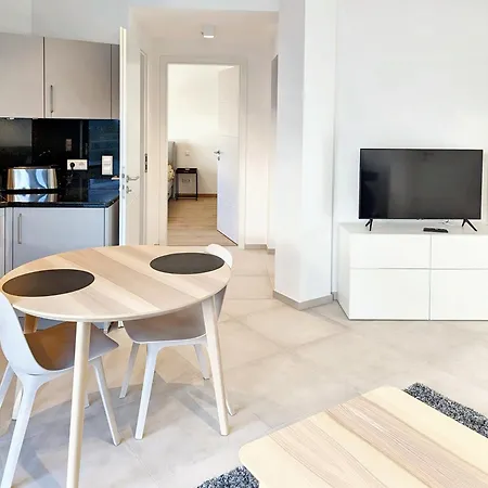 Belair New 1br W/ Balcony+garage Apartment Luxembourg