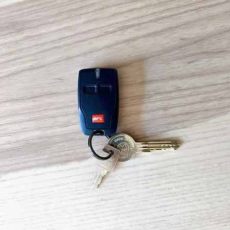 Belair New 1br W/ Balcony+garage *