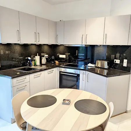 Belair New 1br W/ Balcony+garage Апартаменты Люксембург